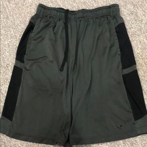 Nike Men’s Gray and Black Athletic Shorts Size M